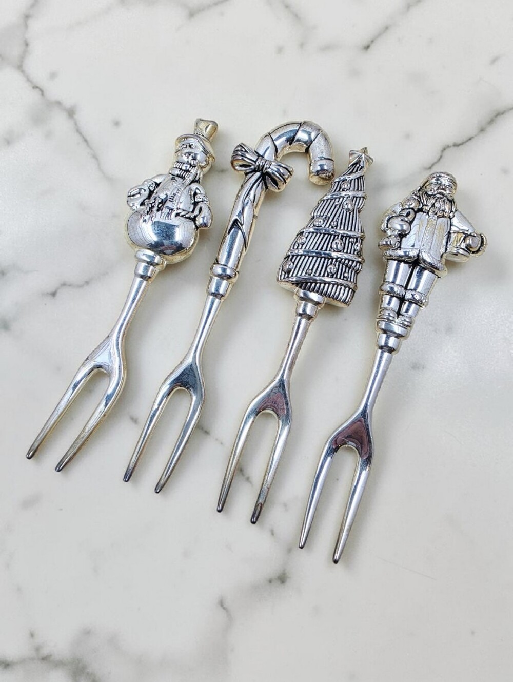 Wallace Silversmiths Christmas Holiday Cocktail Fork Set Of 4 Silverplate